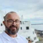 Raúl en Casapueblo, Punta del Este - Raul G Travel